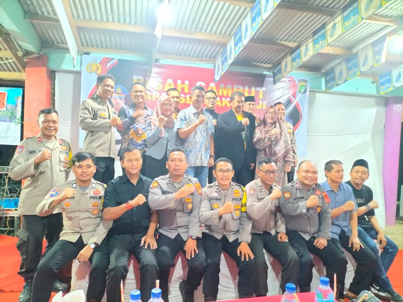 KAPOLSEK PAKUHAJI